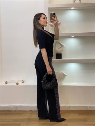 Siyah Likralı Premium Yarım Boğazlı Bluz