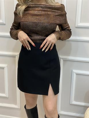 Siyah Mini Yırtmaç Detaylı Etek