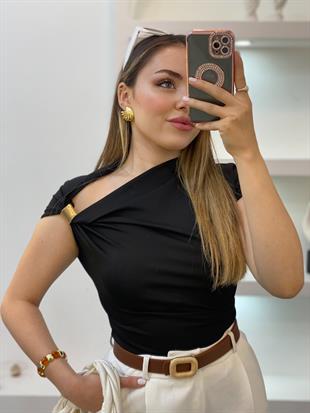 Siyah Omuz Gold Tokalı Bluz