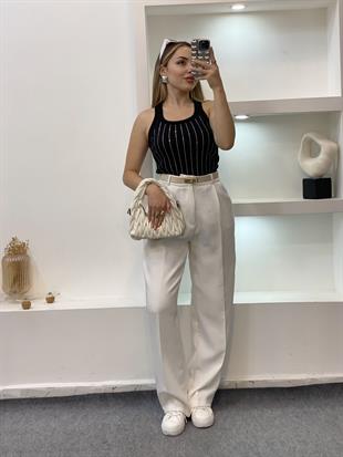 Siyah Önü Parıltılı Taşlı Kalın Askılı Triko Bluz