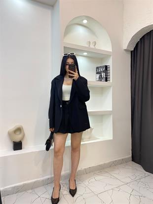 Siyah Oversize Kolu Yazılı Spor Blazer Ceket