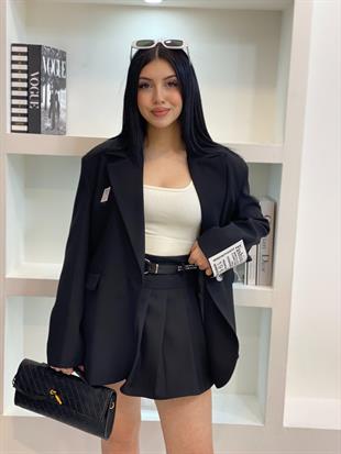 Siyah Oversize Kolu Yazılı Spor Blazer Ceket