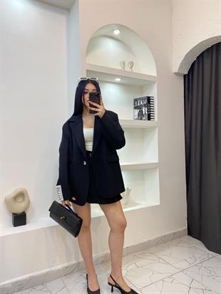 Siyah Oversize Kolu Yazılı Spor Blazer Ceket