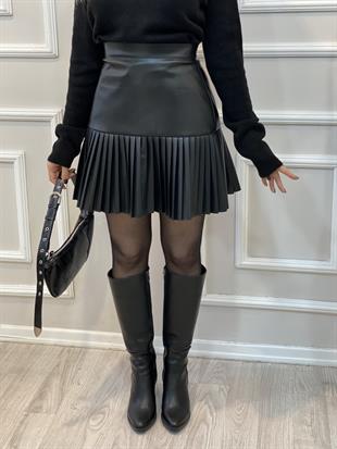 Siyah Piliseli Arkası Fermuarlı Deri  Etek