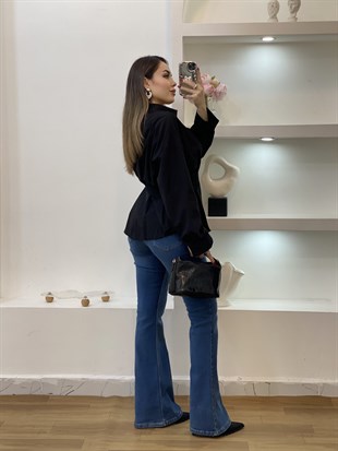 Siyah Piliseli Model Gömlek 