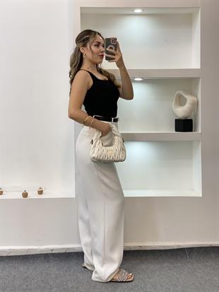 Siyah Sandık Yaka Dantel Bluz