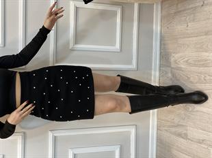 Siyah Taş Çakımlı Kaşe Etek