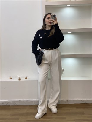 Siyah Taşlı Model Triko Kazak