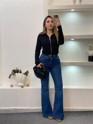 Siyah Yakası Kürklü Fermuarlı Bluz