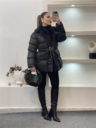 Siyah Yakası Kürklü Kemerli Model Şişme Mont