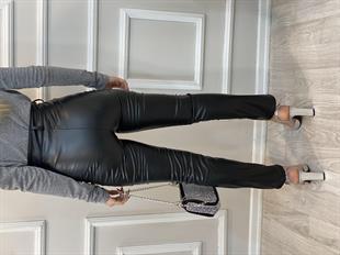 Siyah Yüksek Bel Cepli Deri Pantolon 