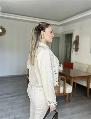 Tasarım Bej Motifli Ceket