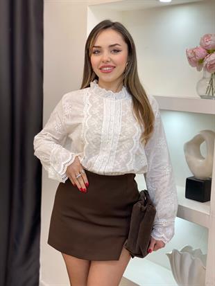 Tasarım Beyaz Renk Nakışlı Gömlek 