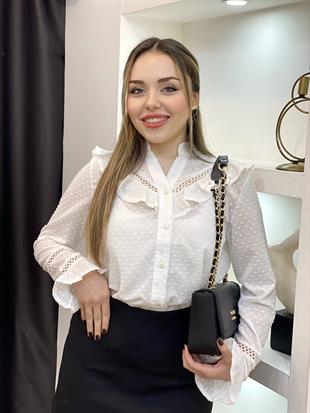 Tasarım Beyaz Renk Volanlı Gömlek 