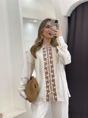 Tasarım Beyaz Üzerine Bej Nakış İşlemeli Gömlek