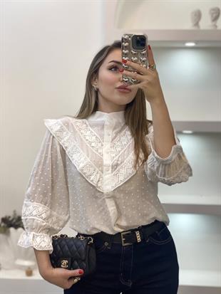 Tasarım Beyaz Volanlı Gömlek 