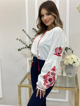 Tasarım Önü Bağlamalı Kırmızı Nakış Detaylı Bluz