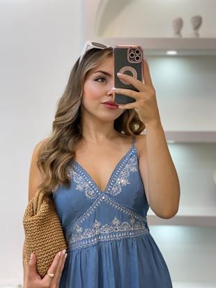 Tasarım Özel İşlemeli Detay Jean Elbise
