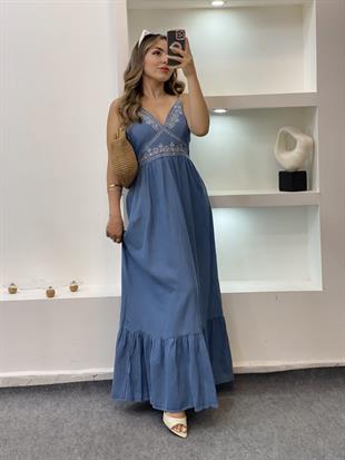 Tasarım Özel İşlemeli Detay Jean Elbise
