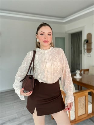Tasarım Özel Seri Bej Renk Nakışlı Gömlek 