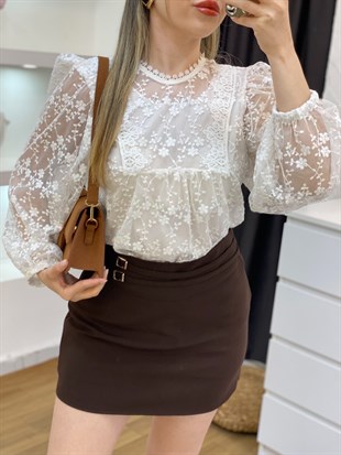 Tasarım Özel Seri Beyaz Güpürlü Bluz