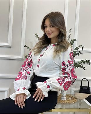 Tasarım Renkli Nakışlı Bluz