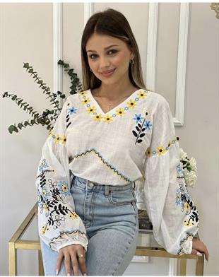 Tasarım V Yaka Nakışlı Bluz