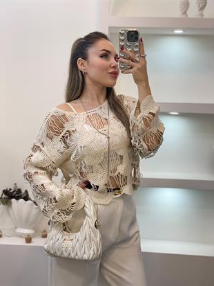Tasarım Yaprak Desen Bej Dantel Bluz 
