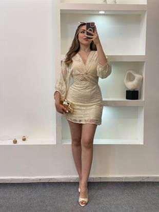 Transparan Mini Dekolteli Elbise 