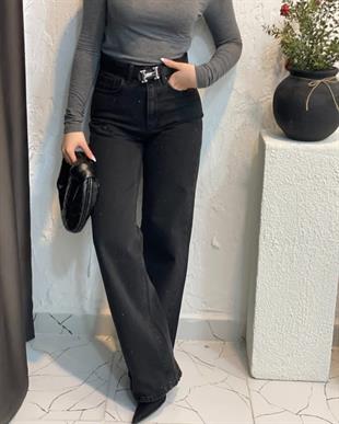 ZR Marka Taşlı Straight Jean 