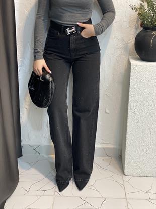 ZR Marka Taşlı Straight Jean 