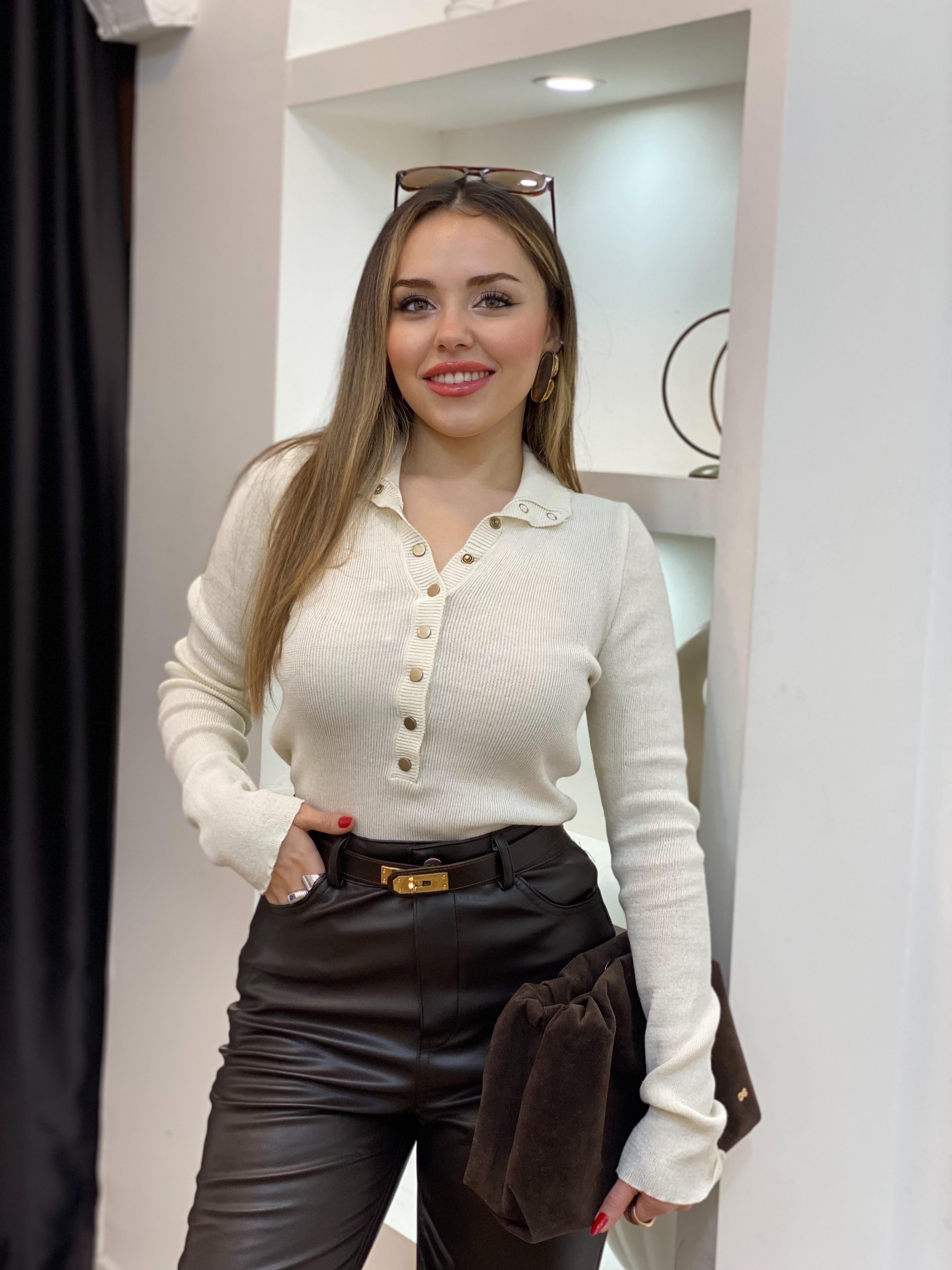 Bej Önü Çıtçıtlı Model Kazak