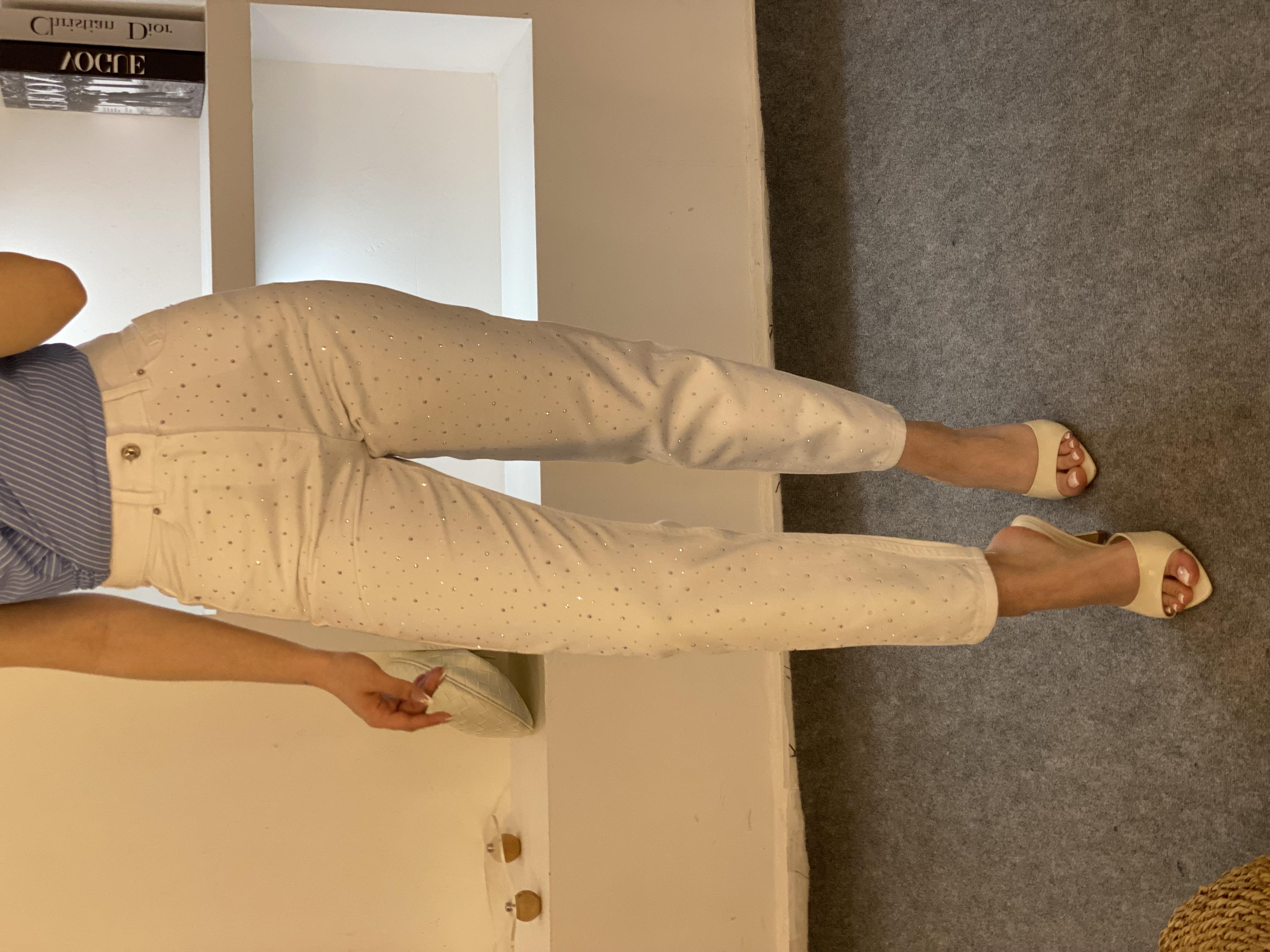 Beyaz Parıltılı Taşlı Boyfit Jean 