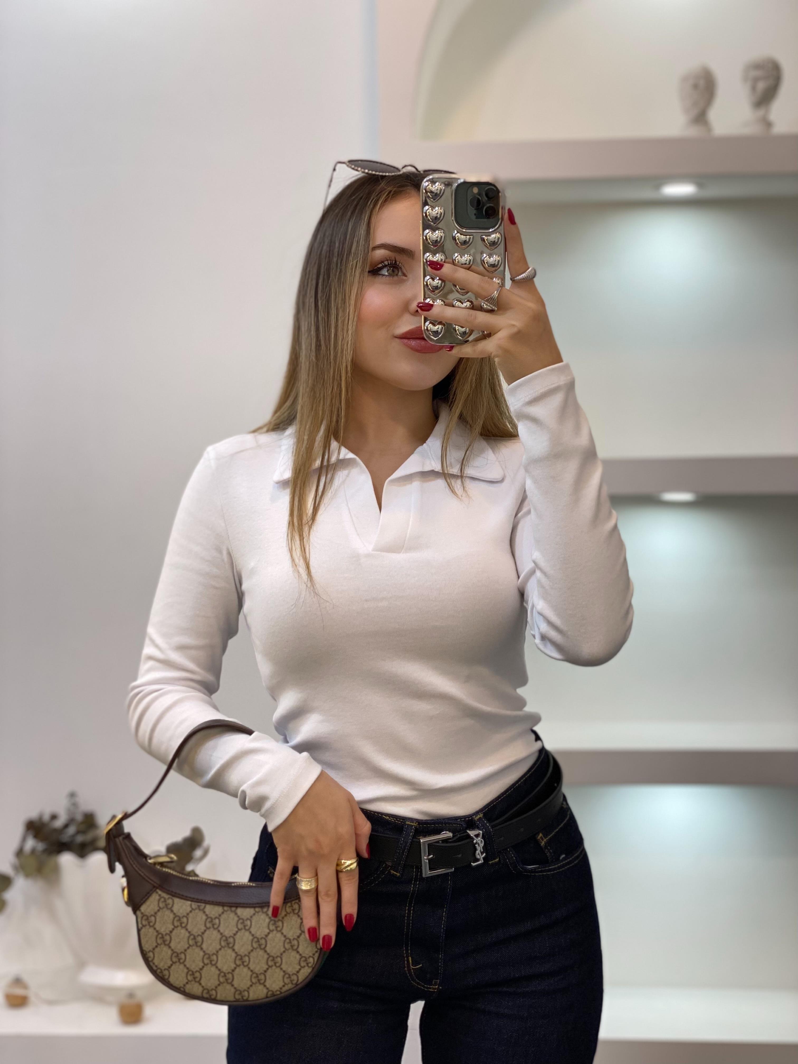 Beyaz Polo Yaka Basic Bluz