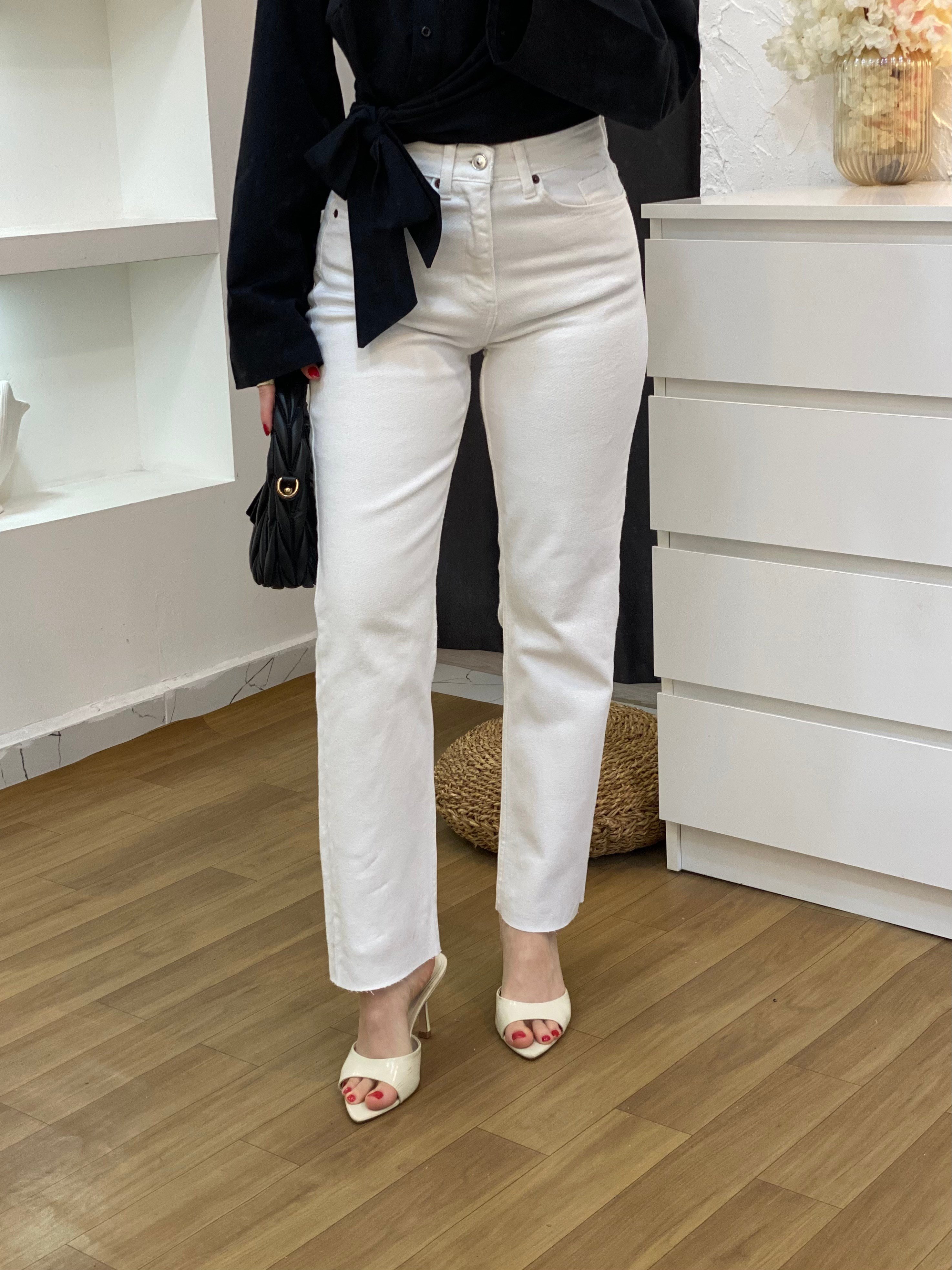 Beyaz Yüksek Bel Boyfit Jean