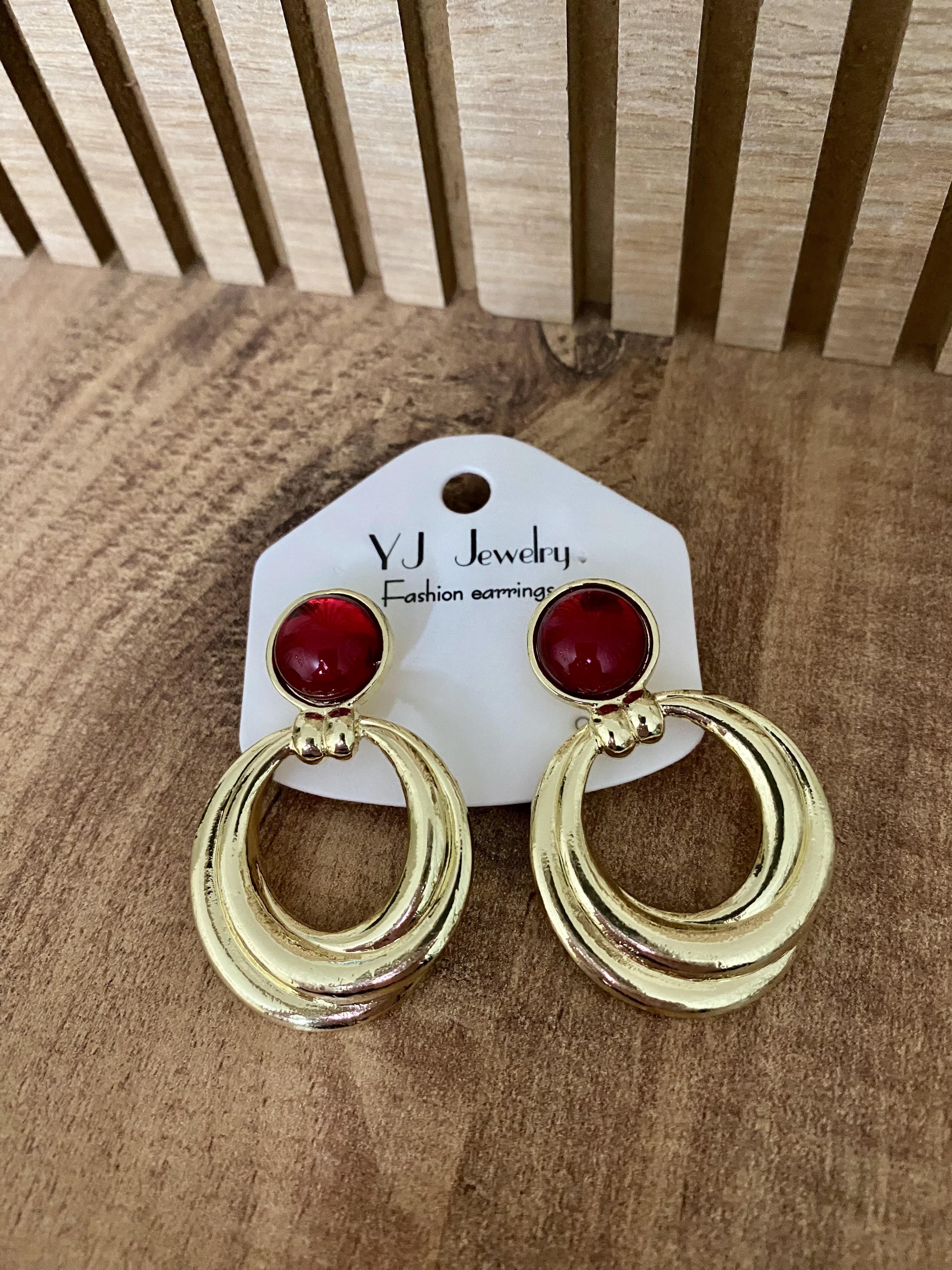 Gold Bordo Taşlı Marka Model Halka Küpe