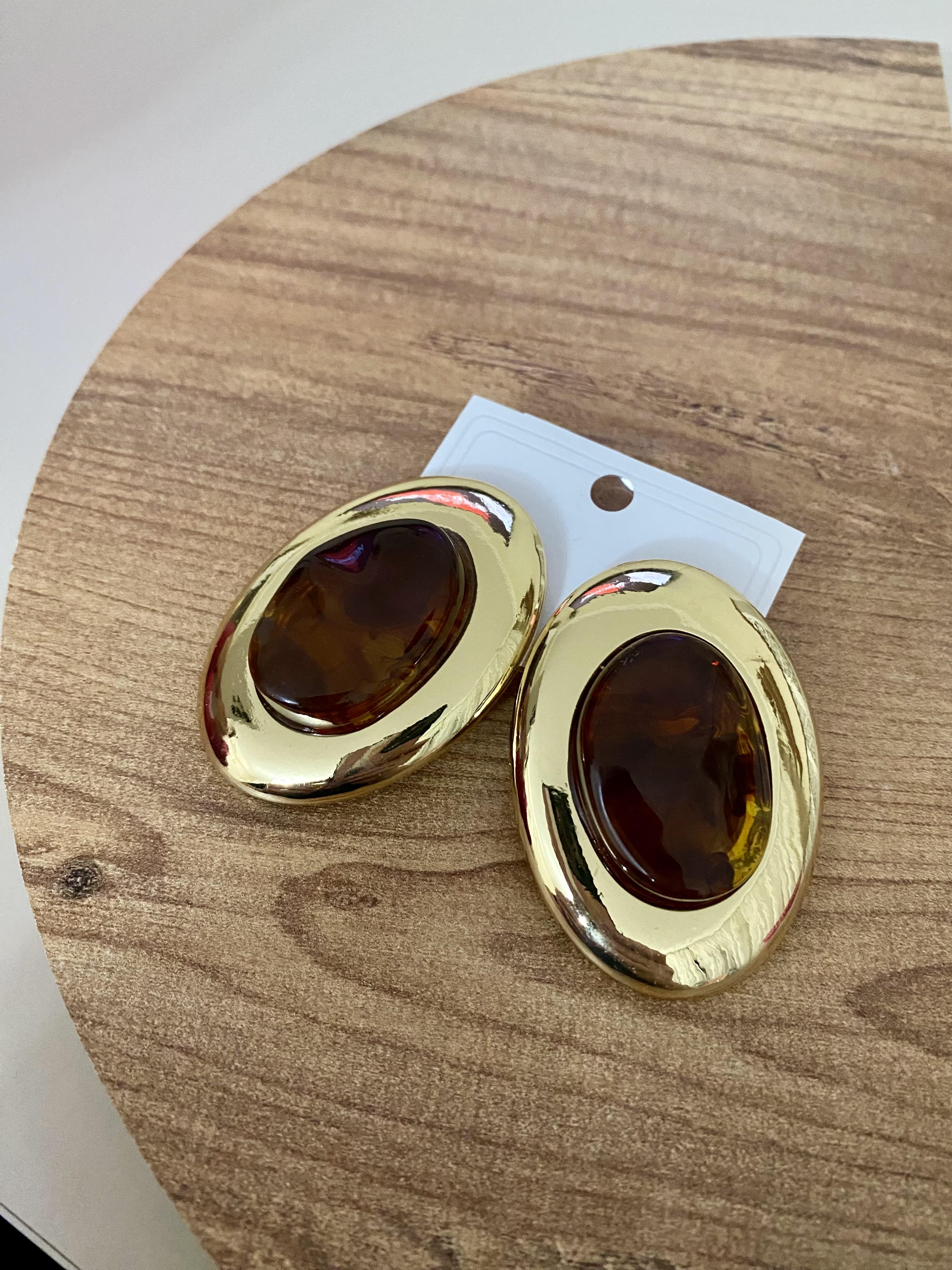 Gold Kahve Marka Model Oval Küpe