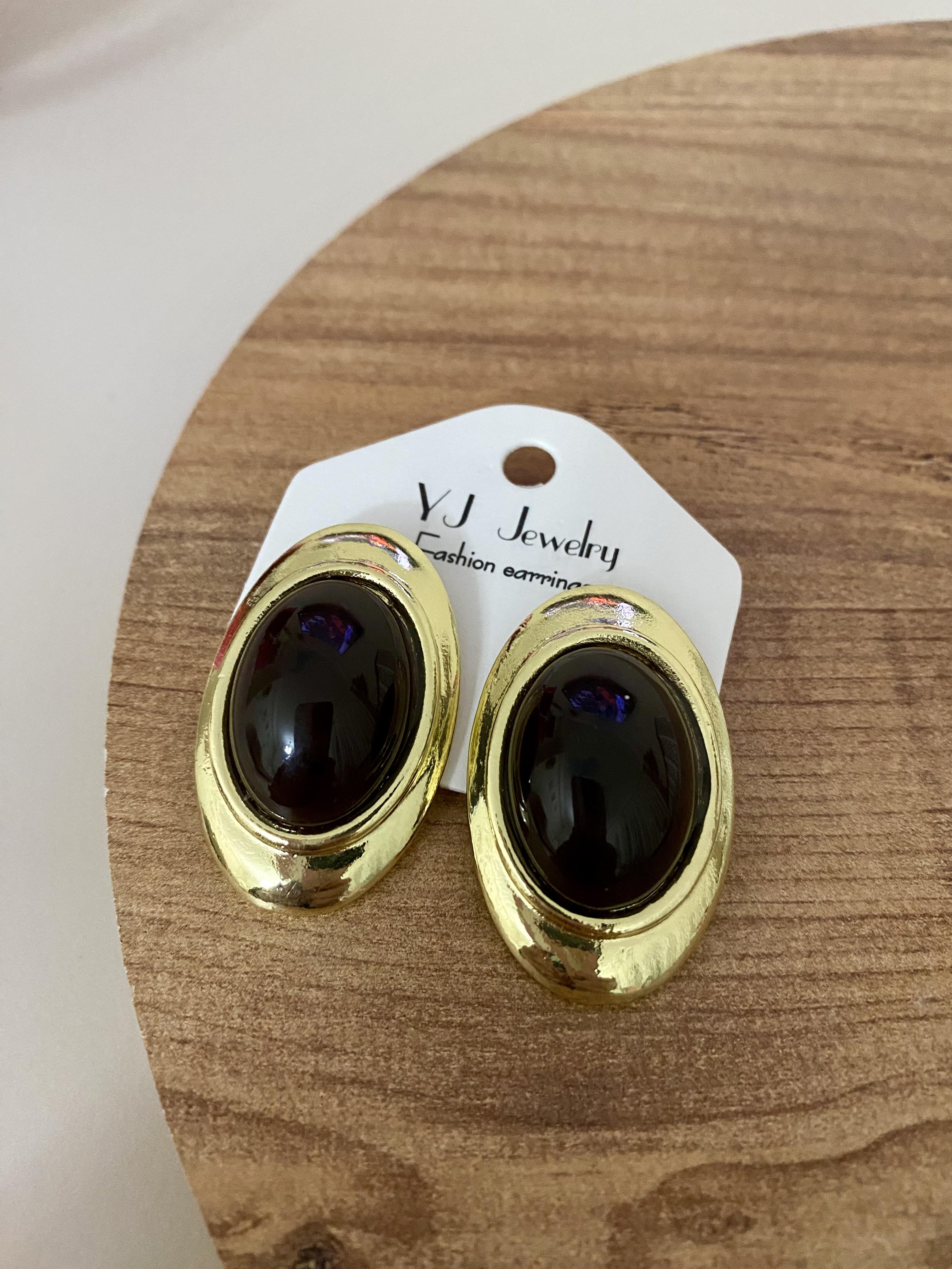 Gold Siyah Marka Model Oval Küpe