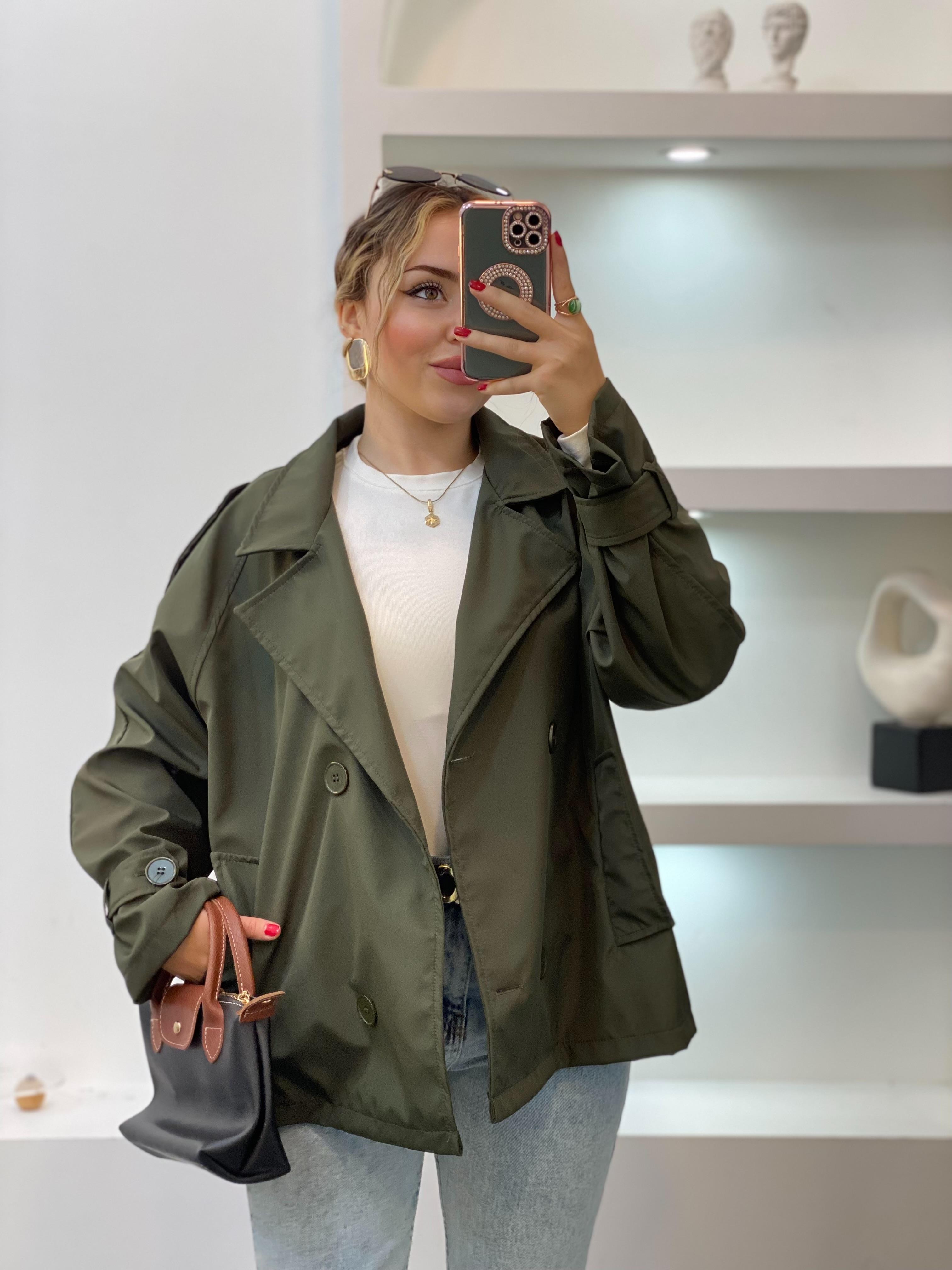 Haki Yeşil Apoletli Su Geçirmez Model Trenç