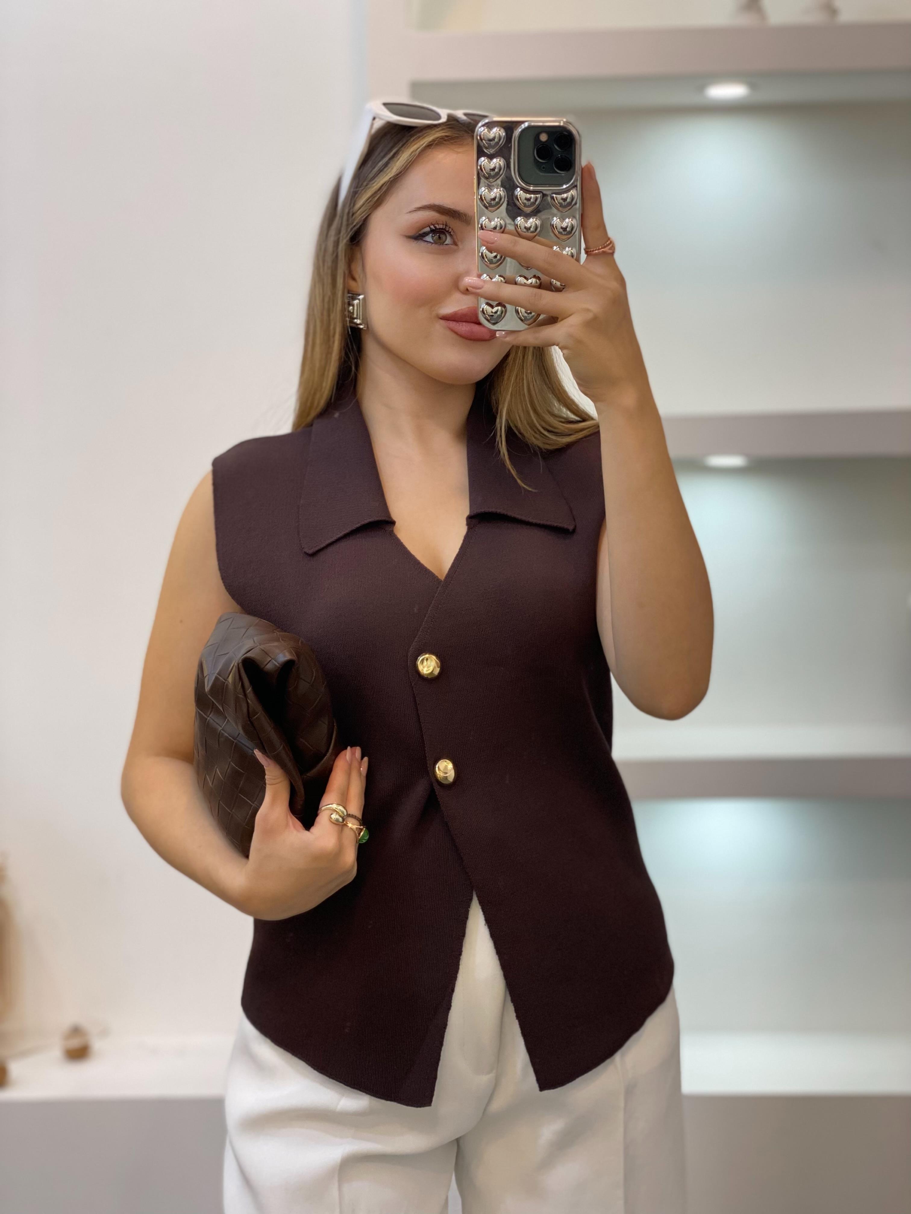 Kahve Gold Düğmeli Triko