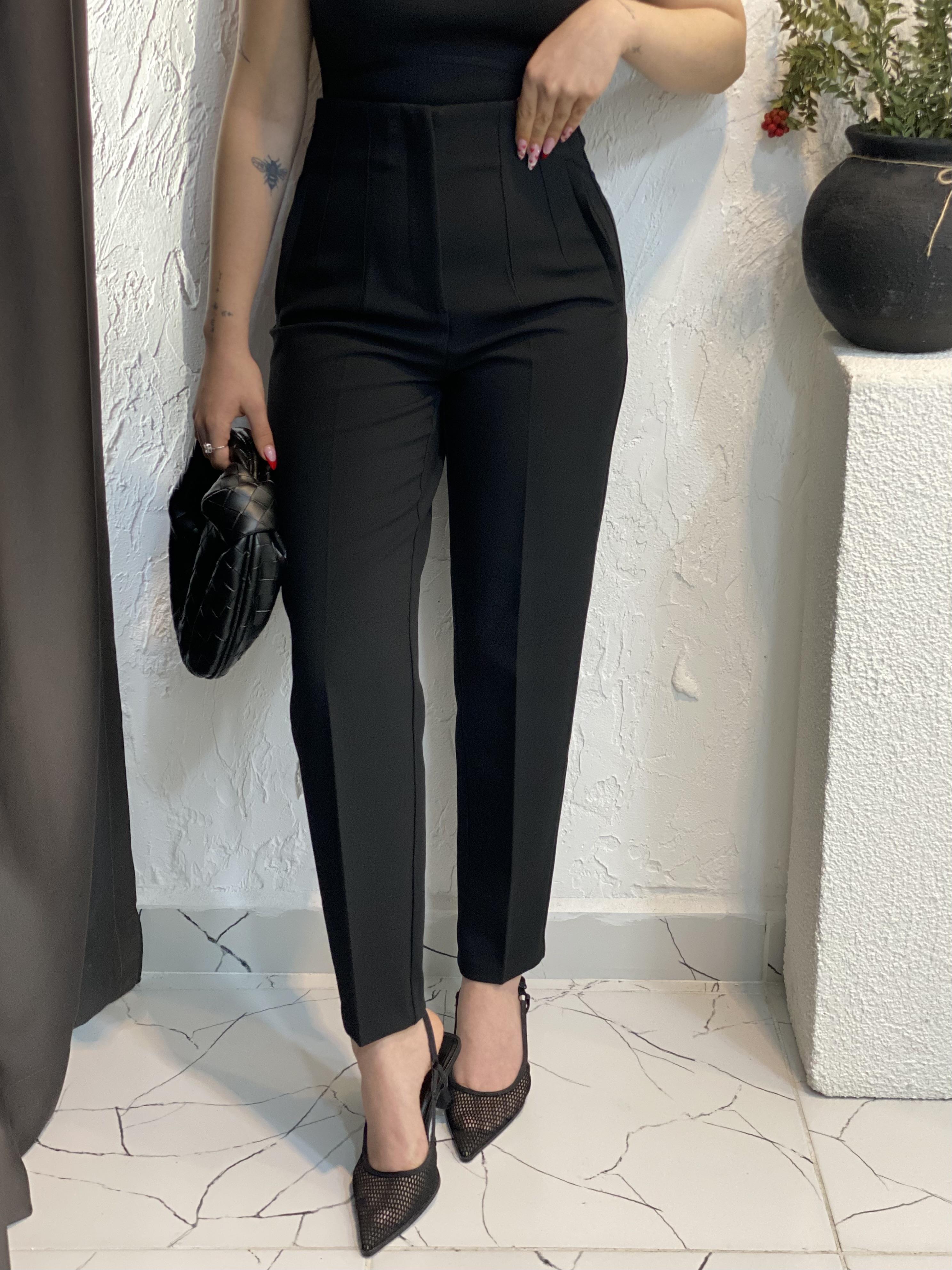 Karol Marka Siyah Kumaş Pantolon 