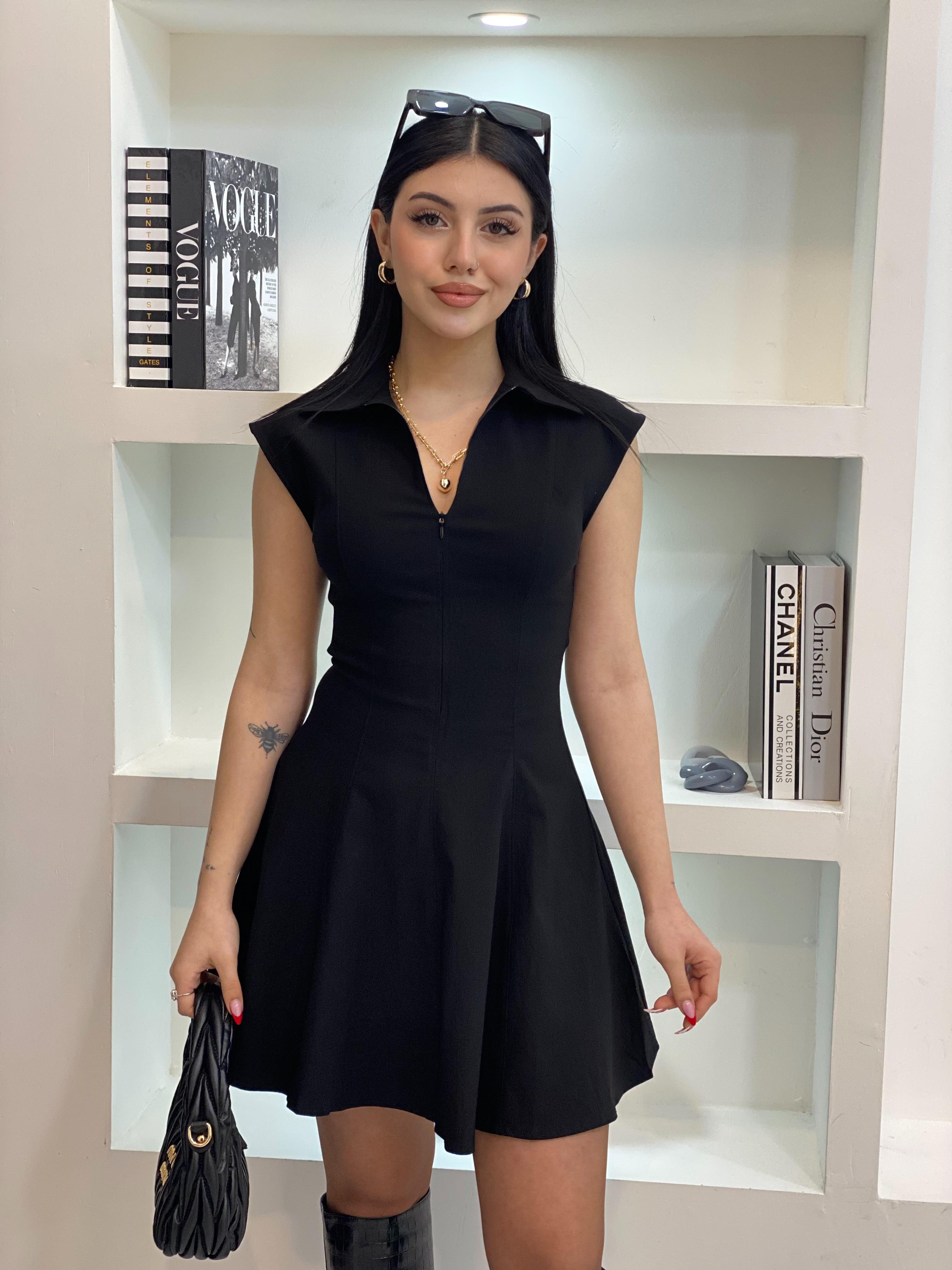 Marka Siyah Fermuarlı Model Volanlı Elbise