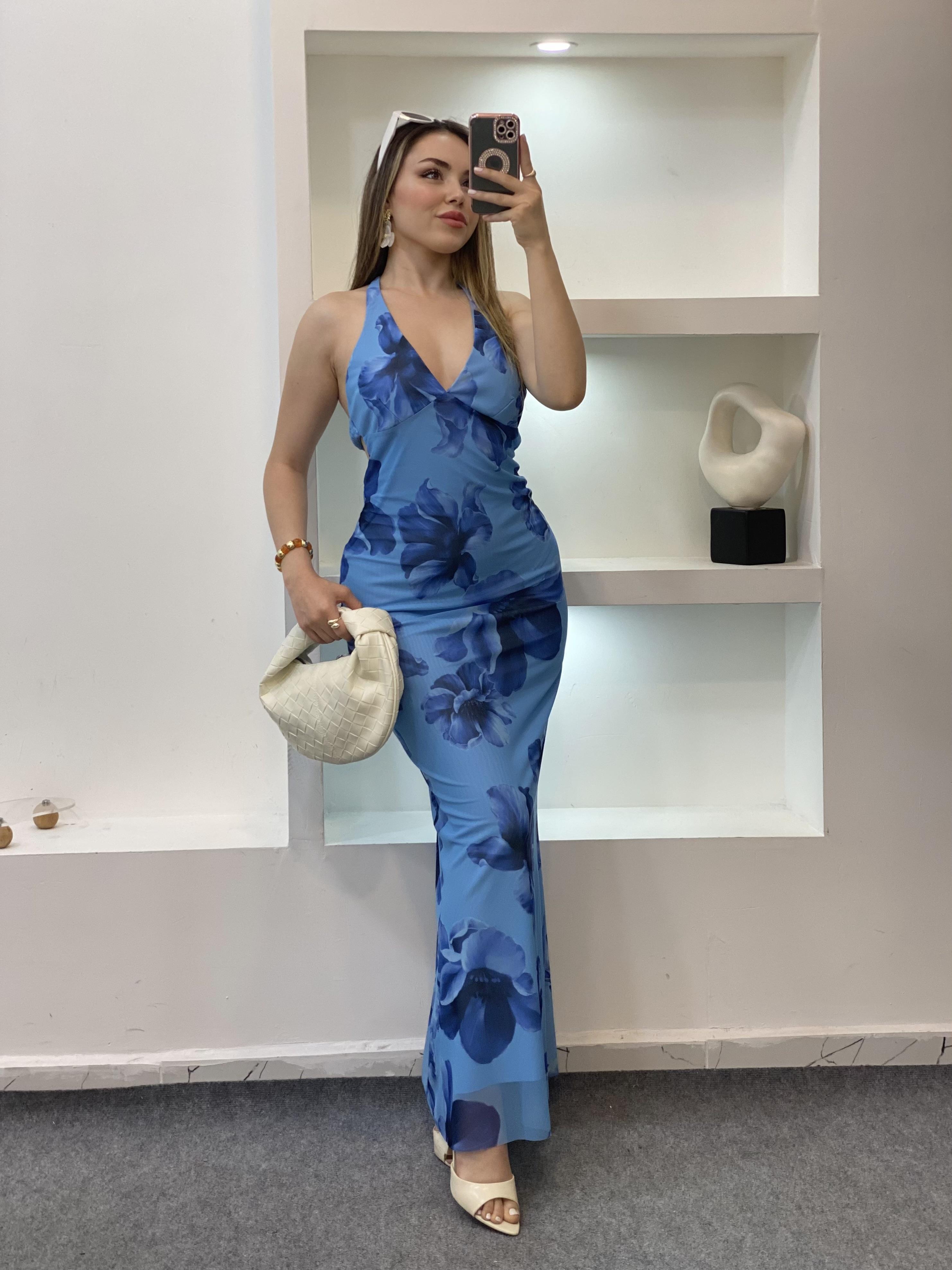 Mavi Sırt Dekolteli Floral Elbise