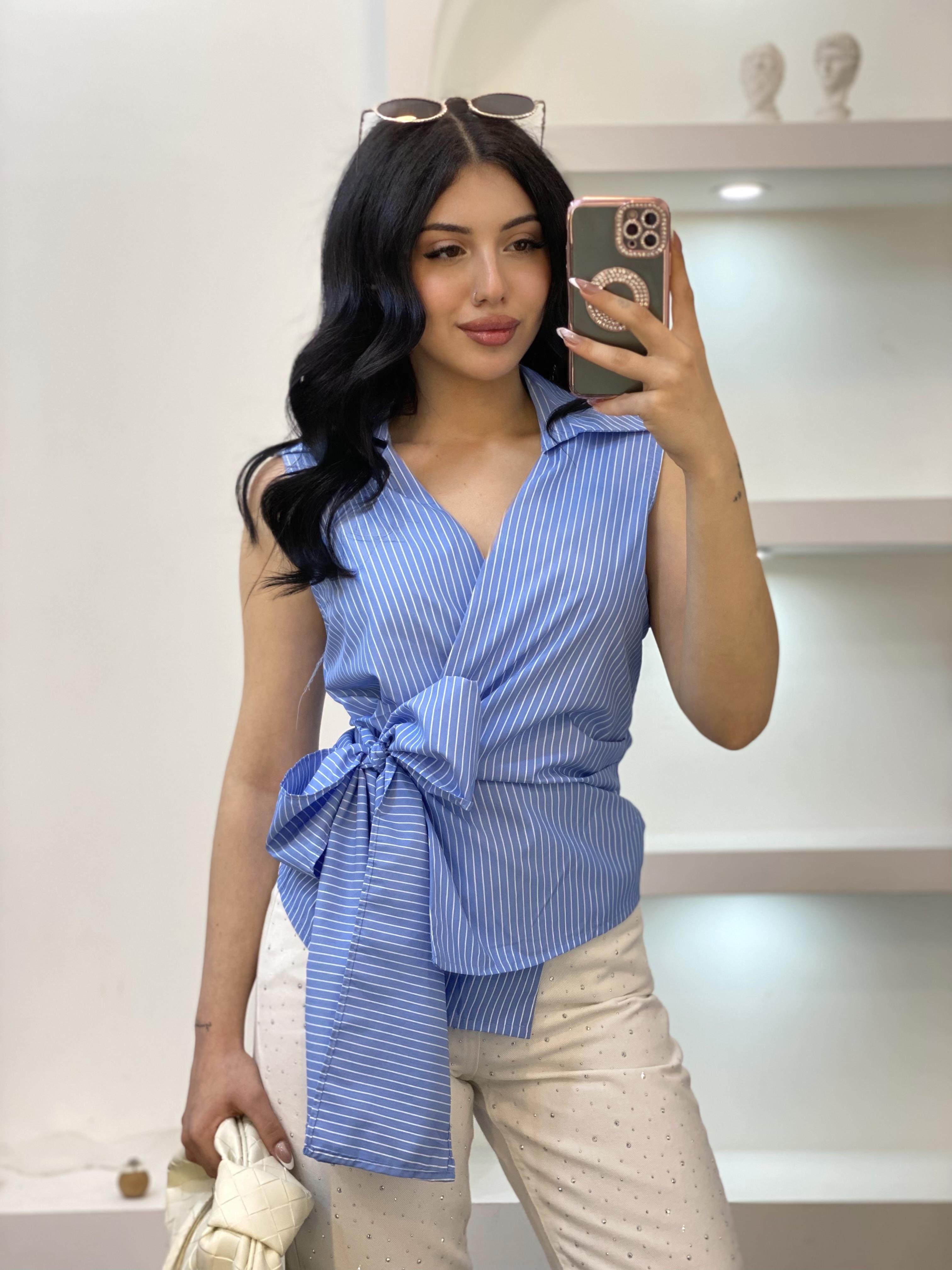 Quzu Marka Premium Mavi Renk Kuşaklı Model Gömlek 