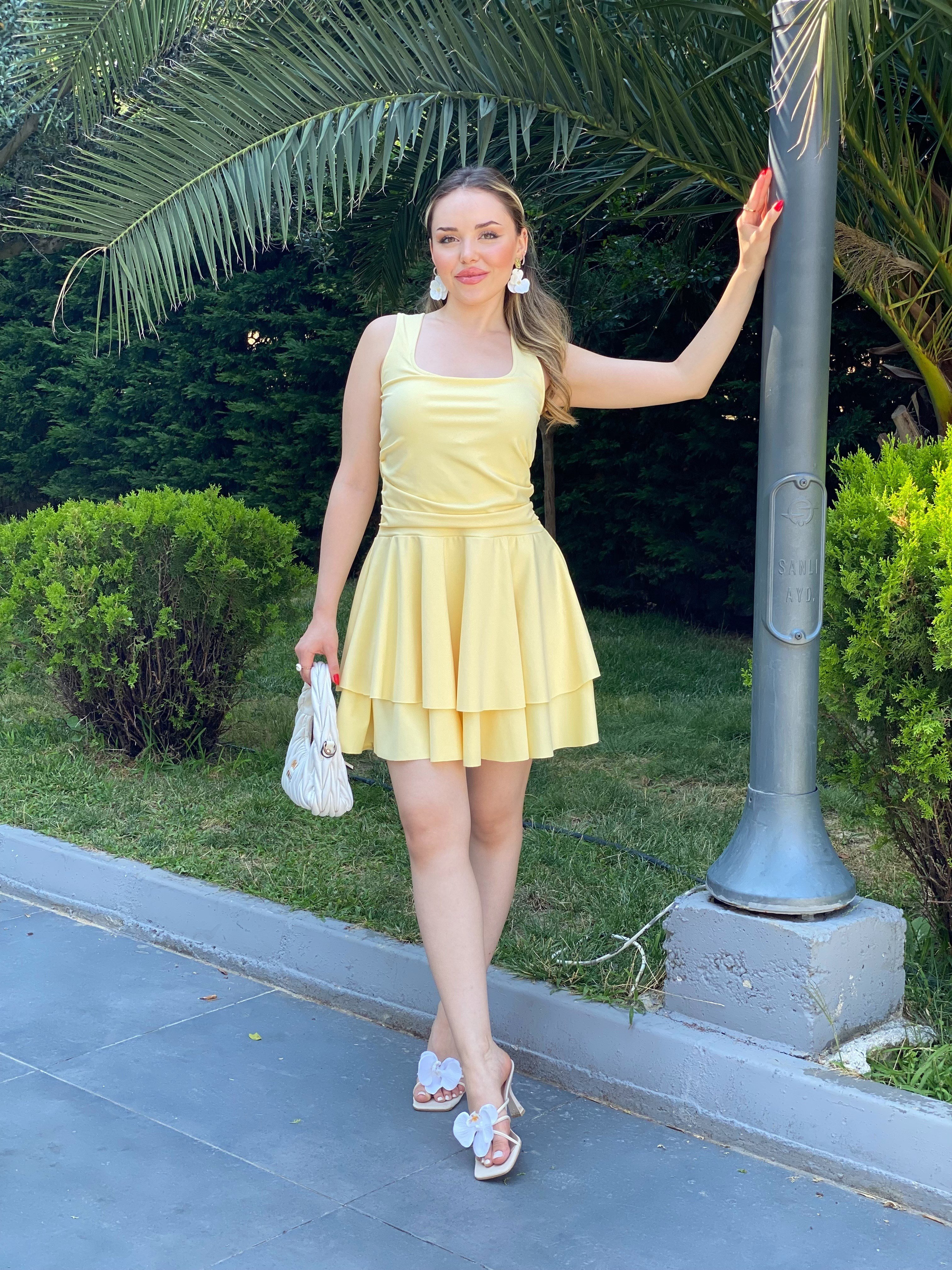 Sarı Renk Likralı Katlı Elbise 