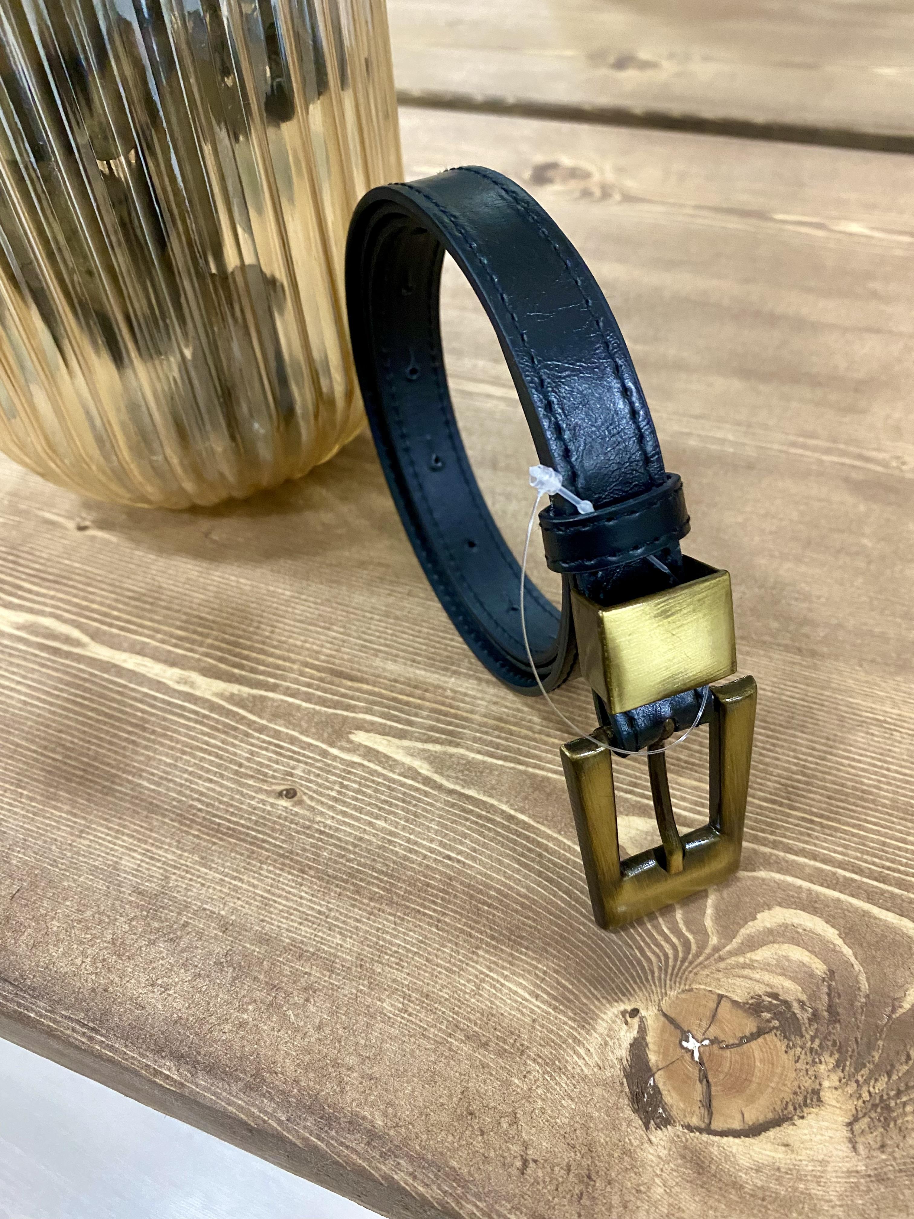 Siyah Antik Gold Tokalı Deri Kemer