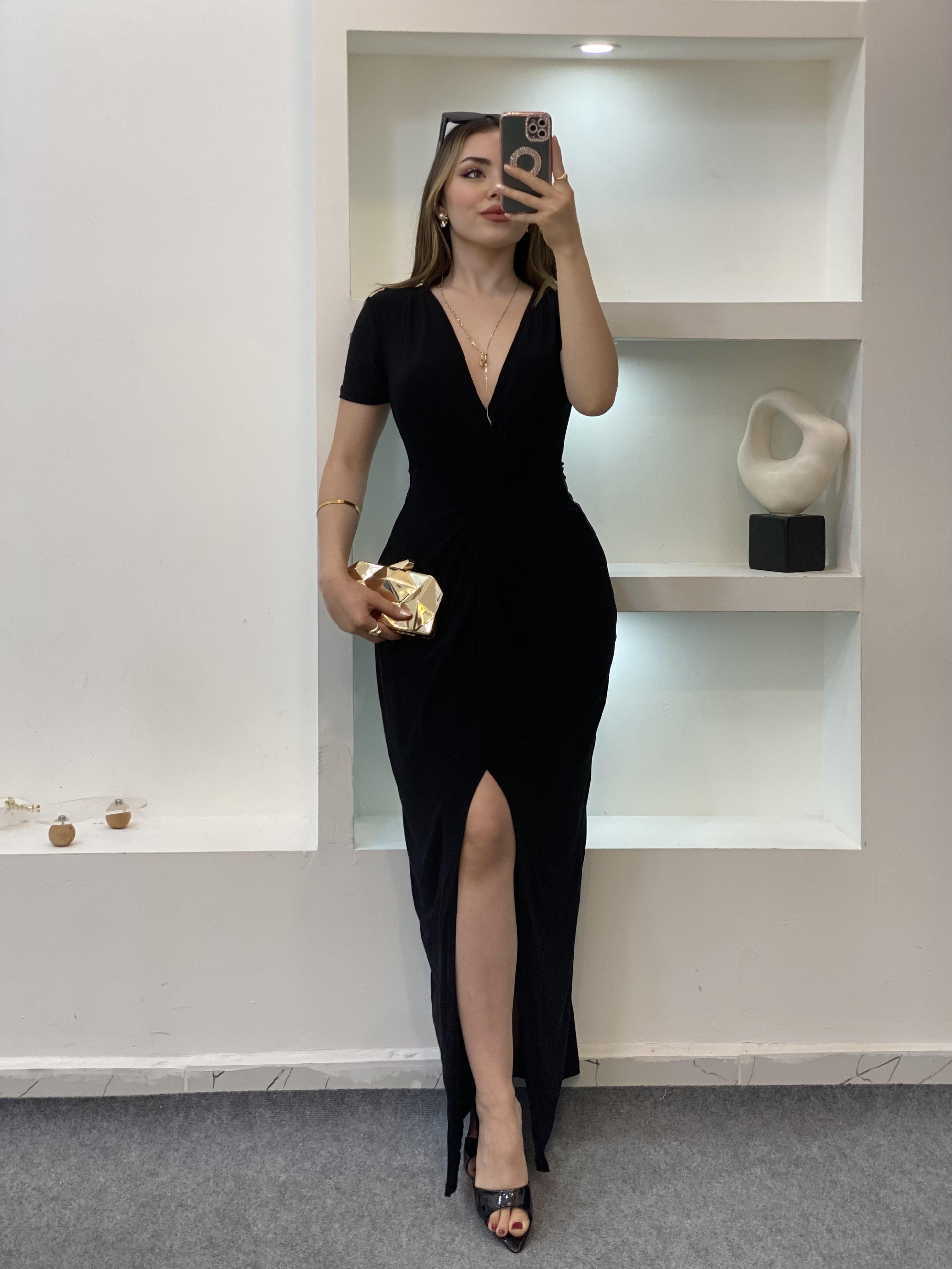 Siyah Burgu Detaylı Sandy Elbise