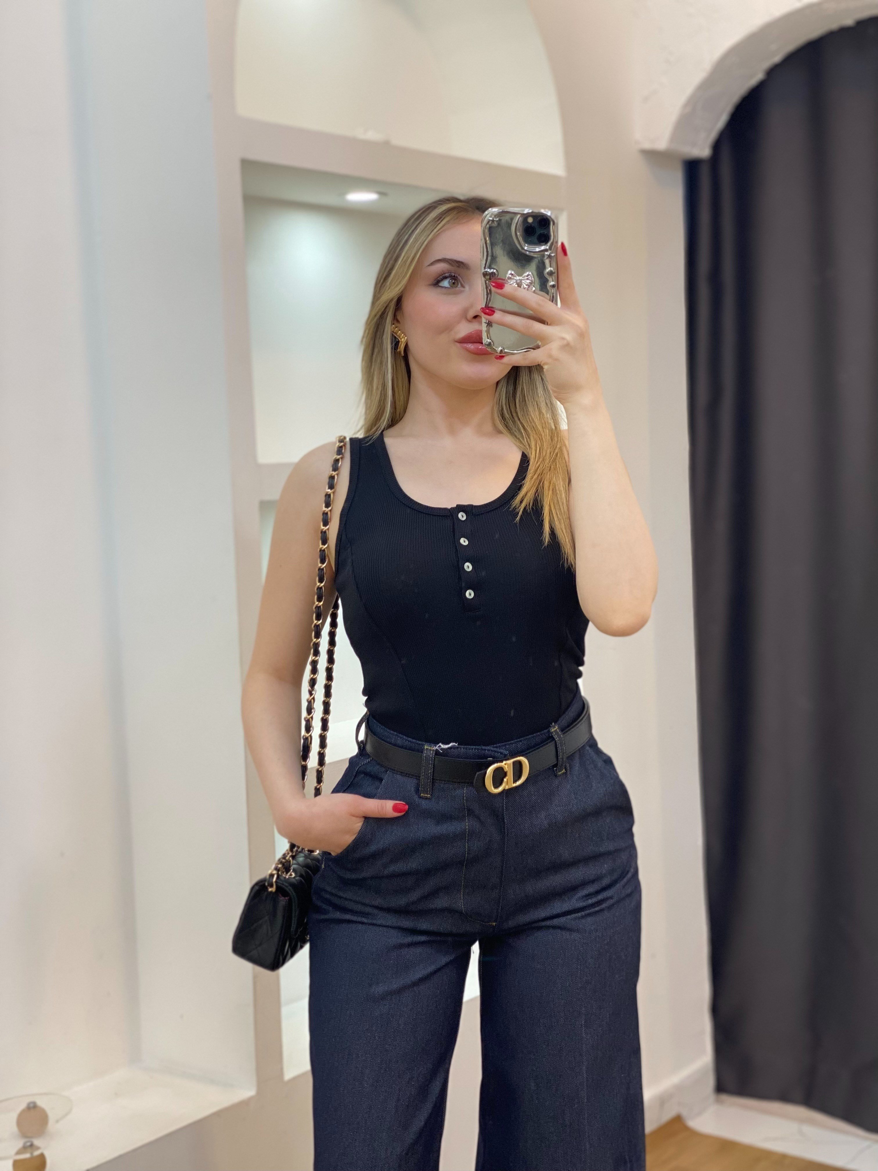 Siyah Düğmeli Fitilli Basic  Bluz