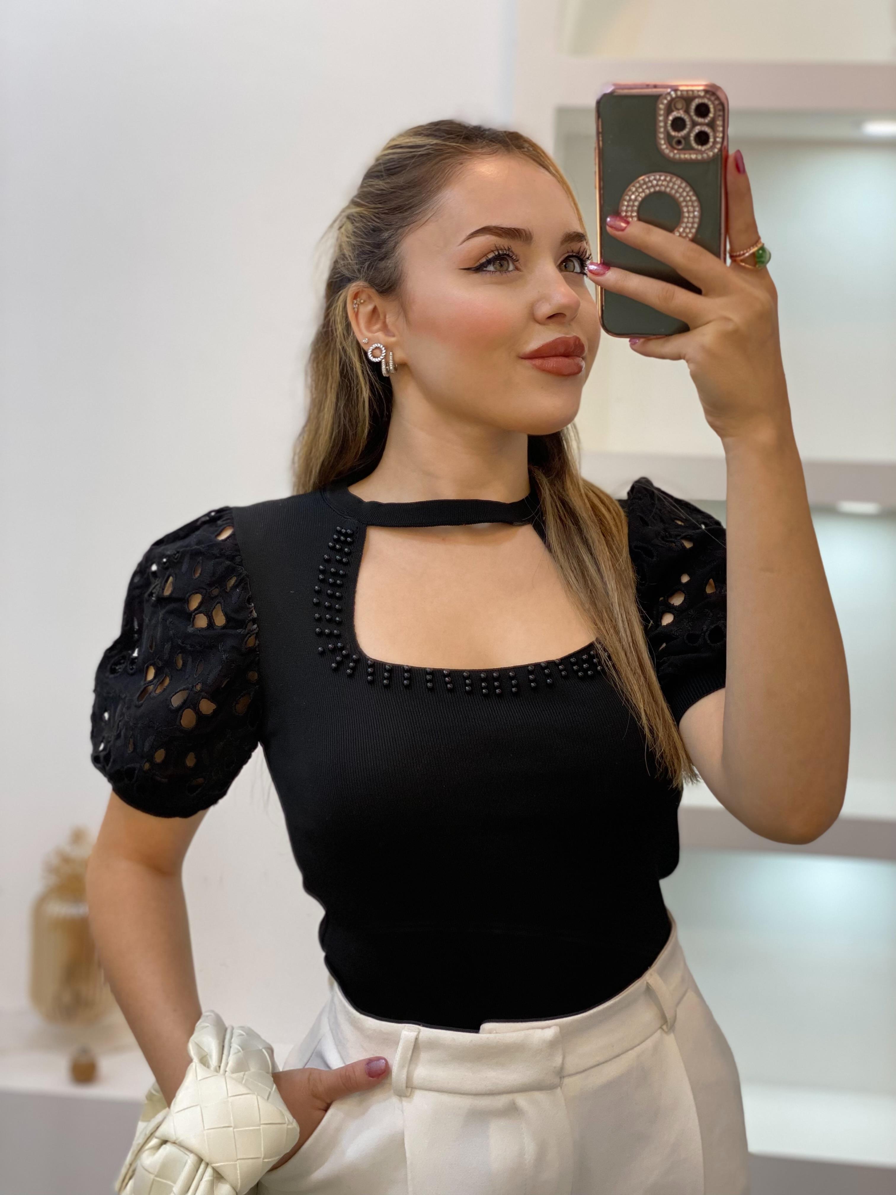 Siyah Fisto Kol Önü Pencereli Model Triko