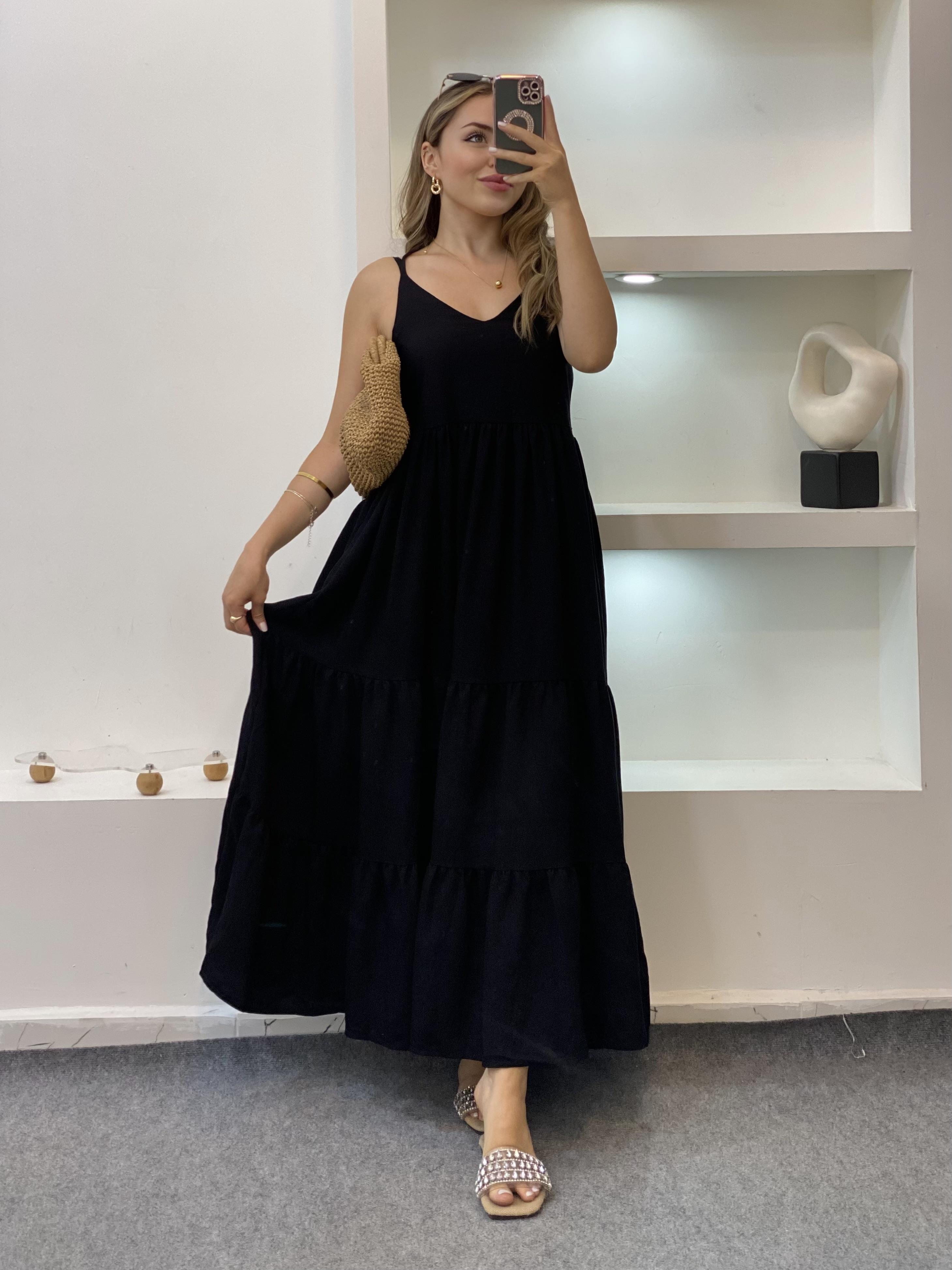 Siyah İnce Askılı Elbise